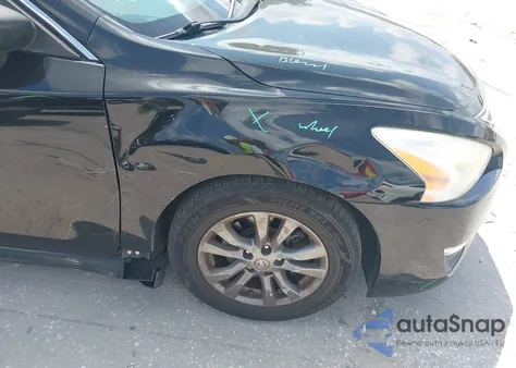 2015 Nissan Altima 2.5 S z USA, uszkodzony, nr VIN 1N4AL3AP0FC499341